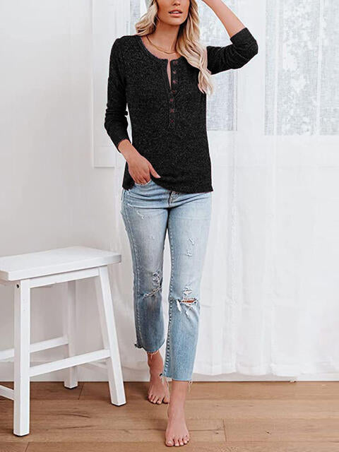 swvws Round Neck Buttoned Long Sleeve T-Shirt