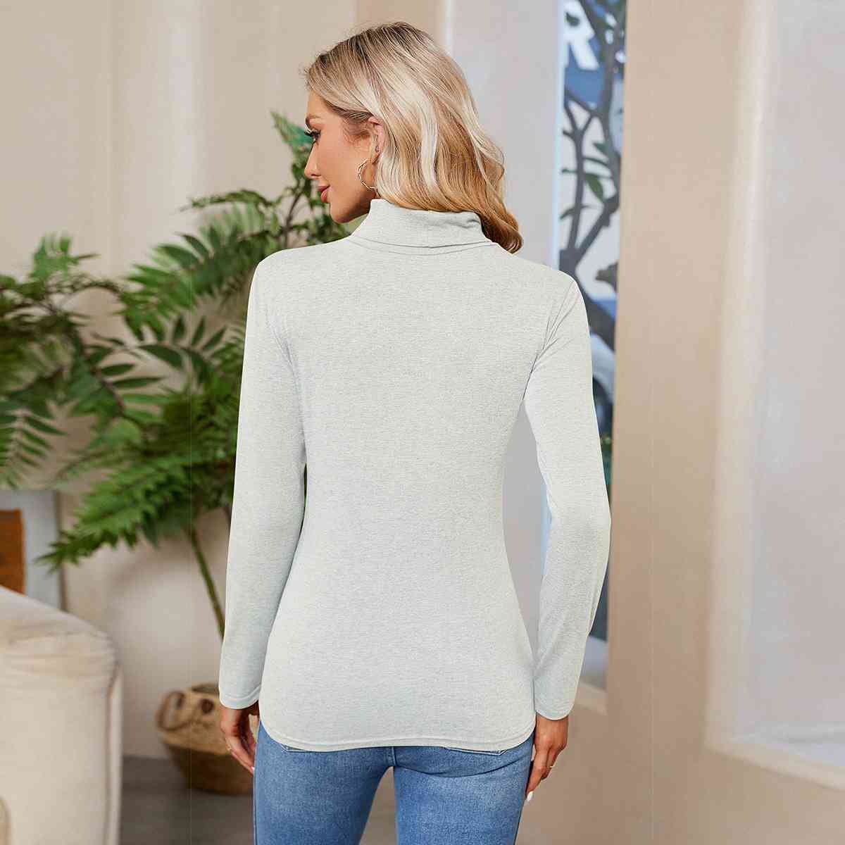 swvws Turtleneck Long Sleeve T-Shirt