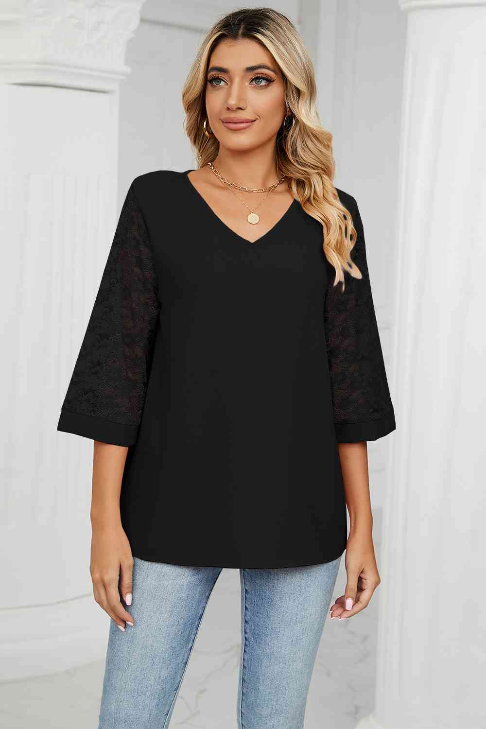 swvws V-Neck Three-Quarter Sleeve Top