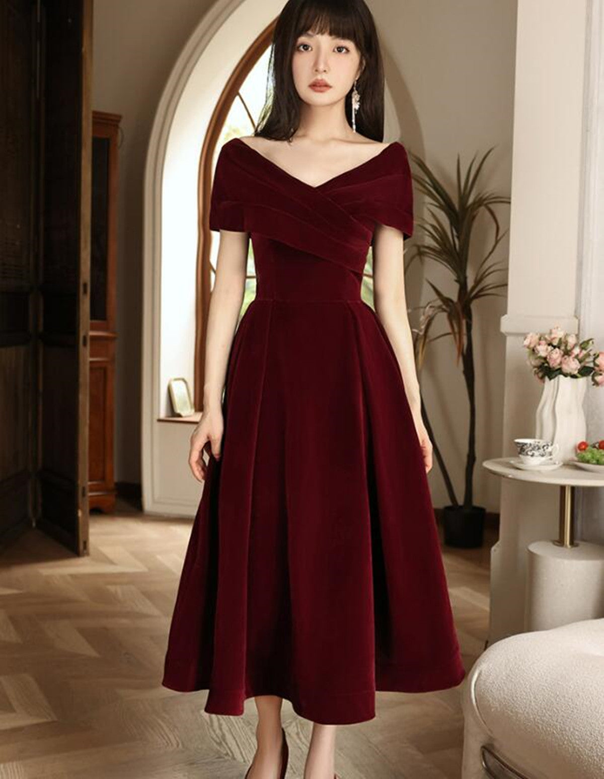 Tmallworld Wine Red Velvet Chic Tea Length, Wine Red Off Shoulder Wedding Party Dress