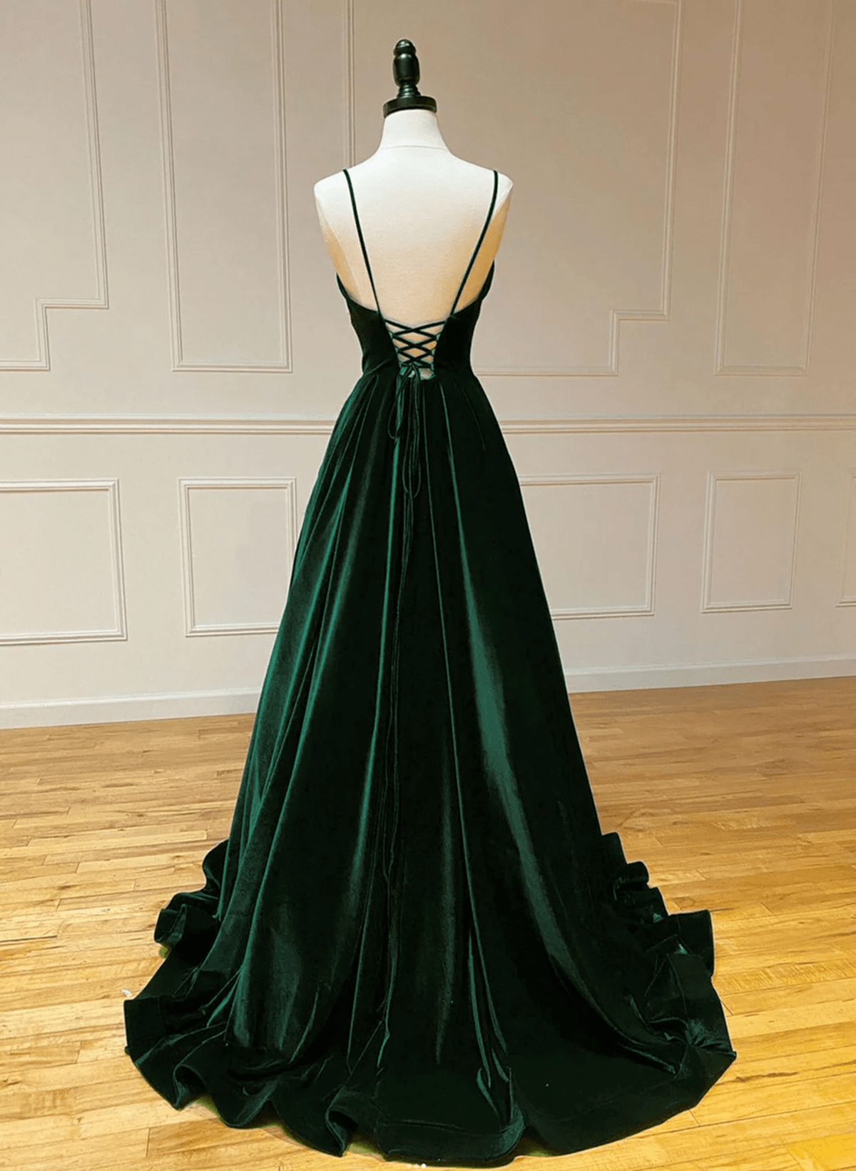 Tmallworld Green V-neckline Straps Lace-up A-line Prom Dress, Green Velvet Long Prom Dress