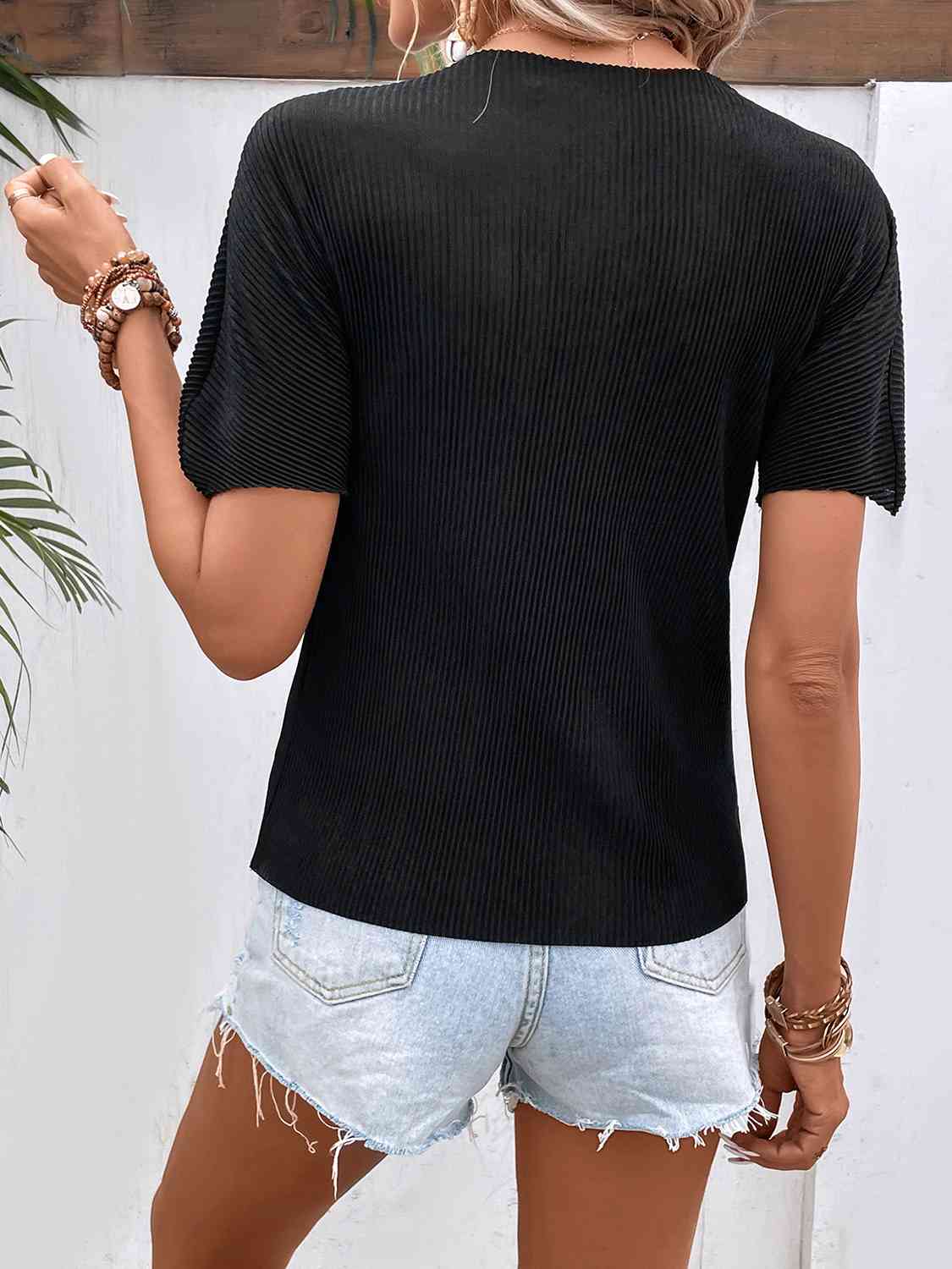 swvws Ribbed Round Neck Short Sleeve T-Shirt