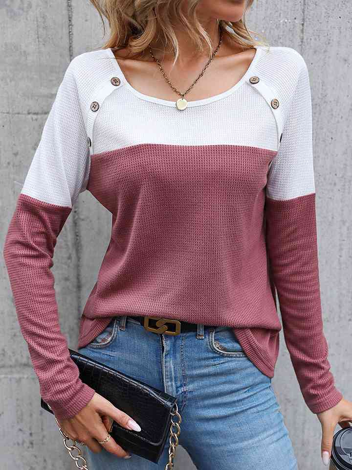 swvws Two-Tone Buttoned Waffle-Knit Top