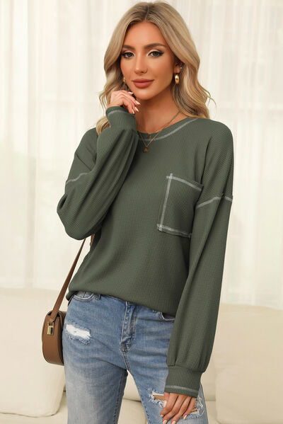 swvws Contrast Stitching Waffle-Knit Round Neck Blouse