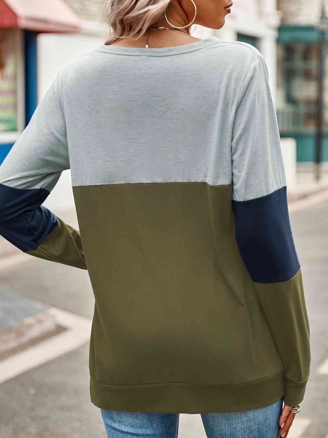 swvws Color Block Cutout Round Neck Long Sleeve T-Shirt