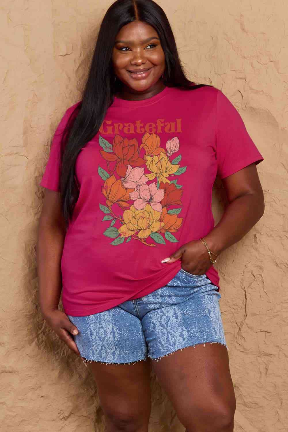 swvws Simply Love Full Size GRATEFUL Flower Graphic Cotton T-Shirt