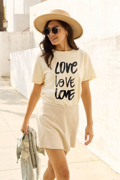 swvws Simply Love Full Size LOVE Short Sleeve T-Shirt