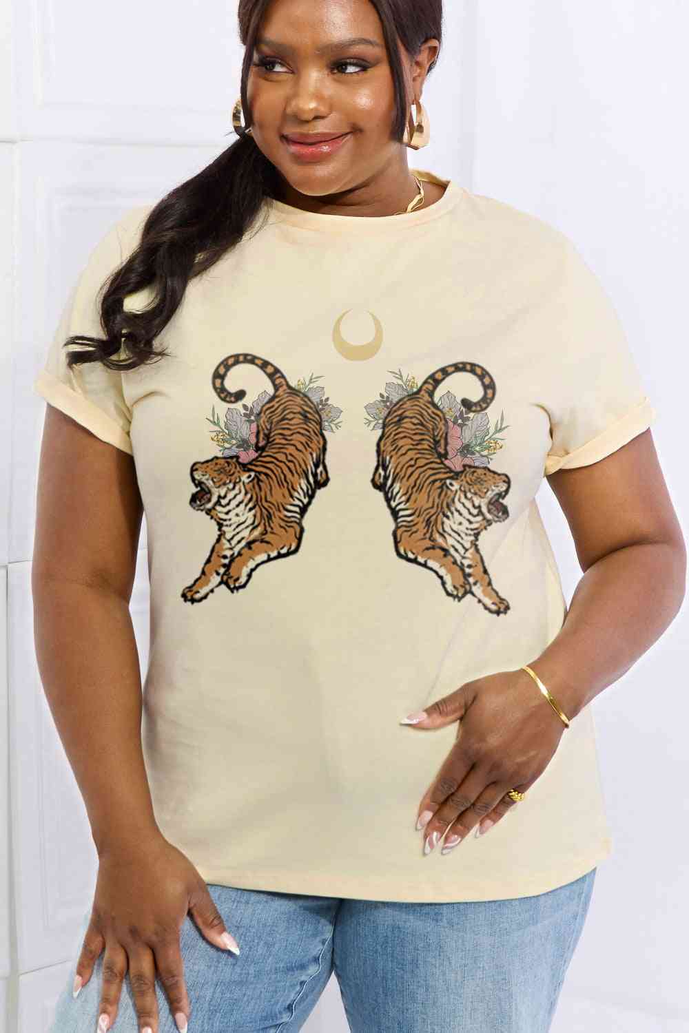 swvws Simply Love Full Size Tiger Graphic Cotton Tee