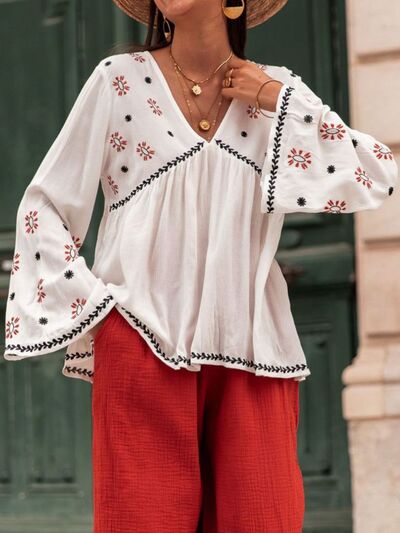 swvws Embroidered V-Neck Long Sleeve Blouse