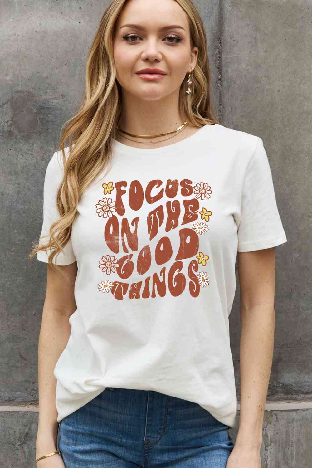 swvws Simply Love Full Size FOCUS ON THE GOOD THINGS Graphic Cotton Tee