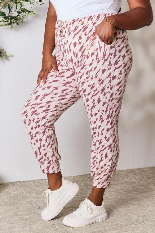 swvws Heimish Full Size Printed Drawstring Pants