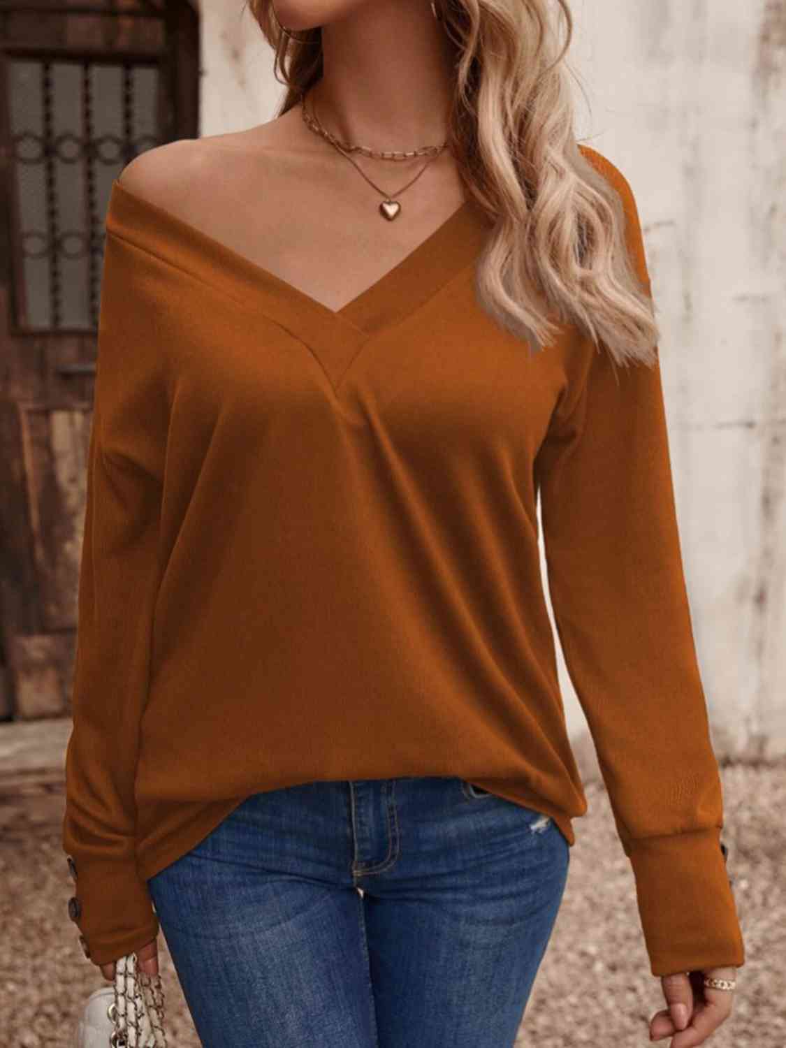 swvws V-Neck Long Sleeve Top