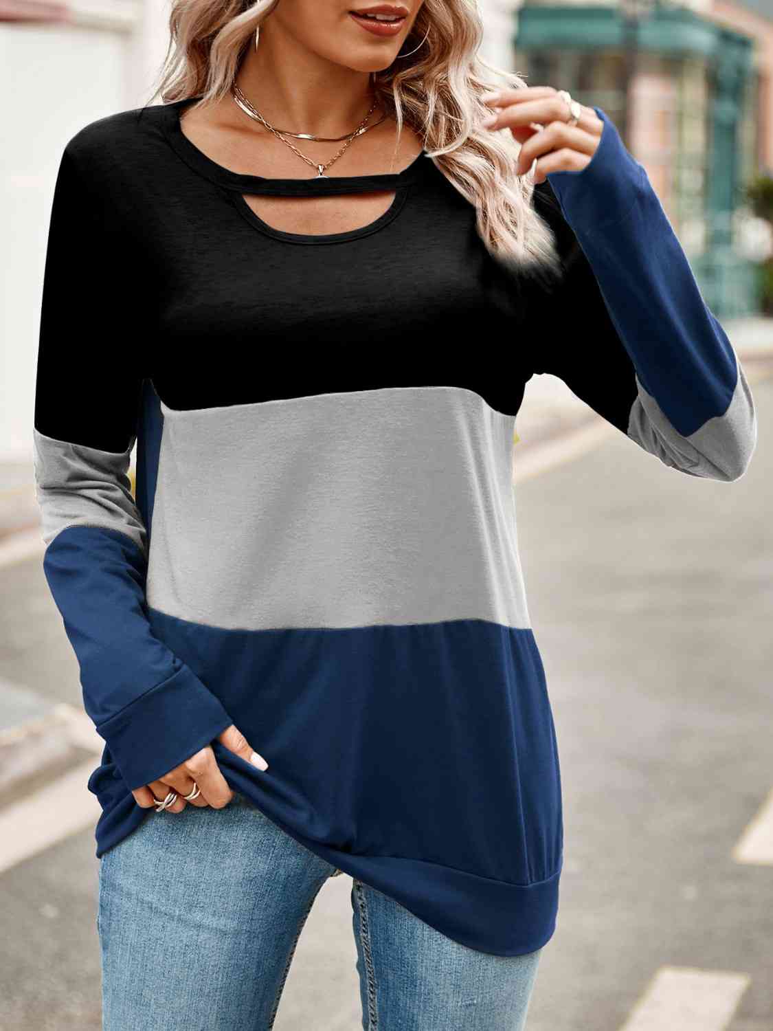 swvws Color Block Cutout Round Neck Long Sleeve T-Shirt