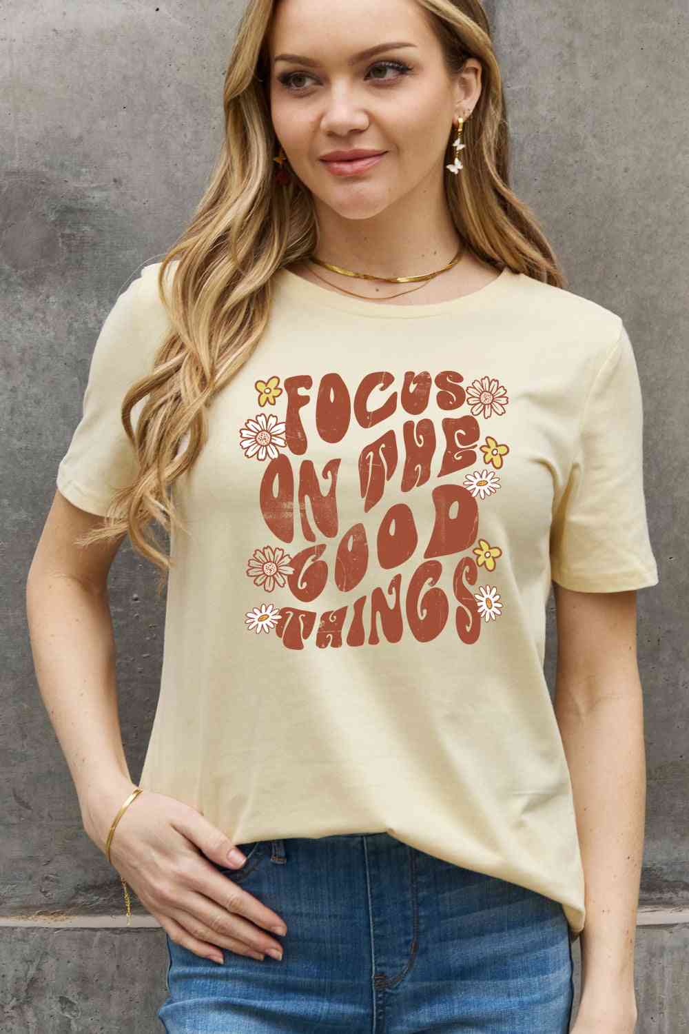 swvws Simply Love Full Size FOCUS ON THE GOOD THINGS Graphic Cotton Tee