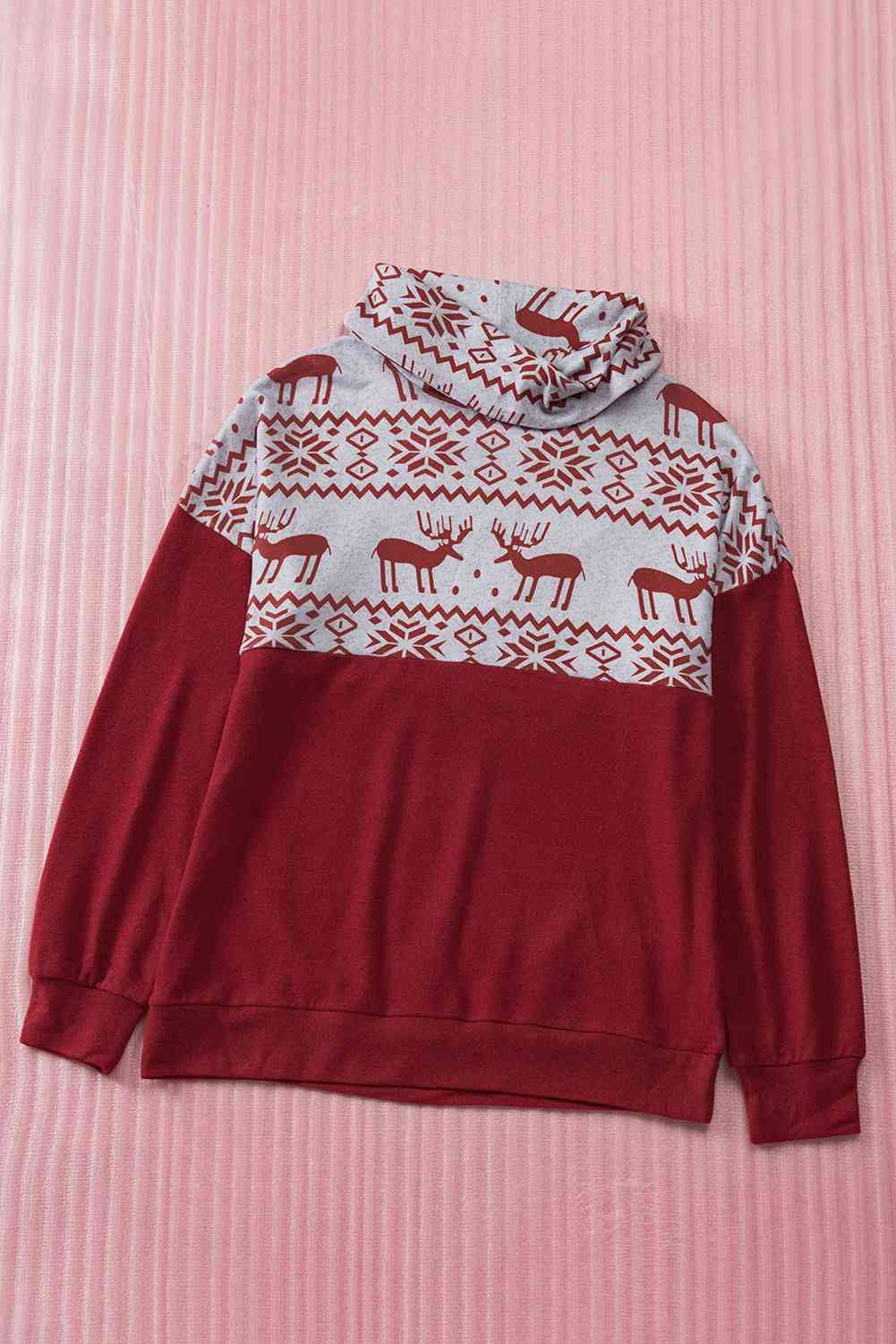 swvws Christmas Reindeer Print Turtleneck Sweatshirt