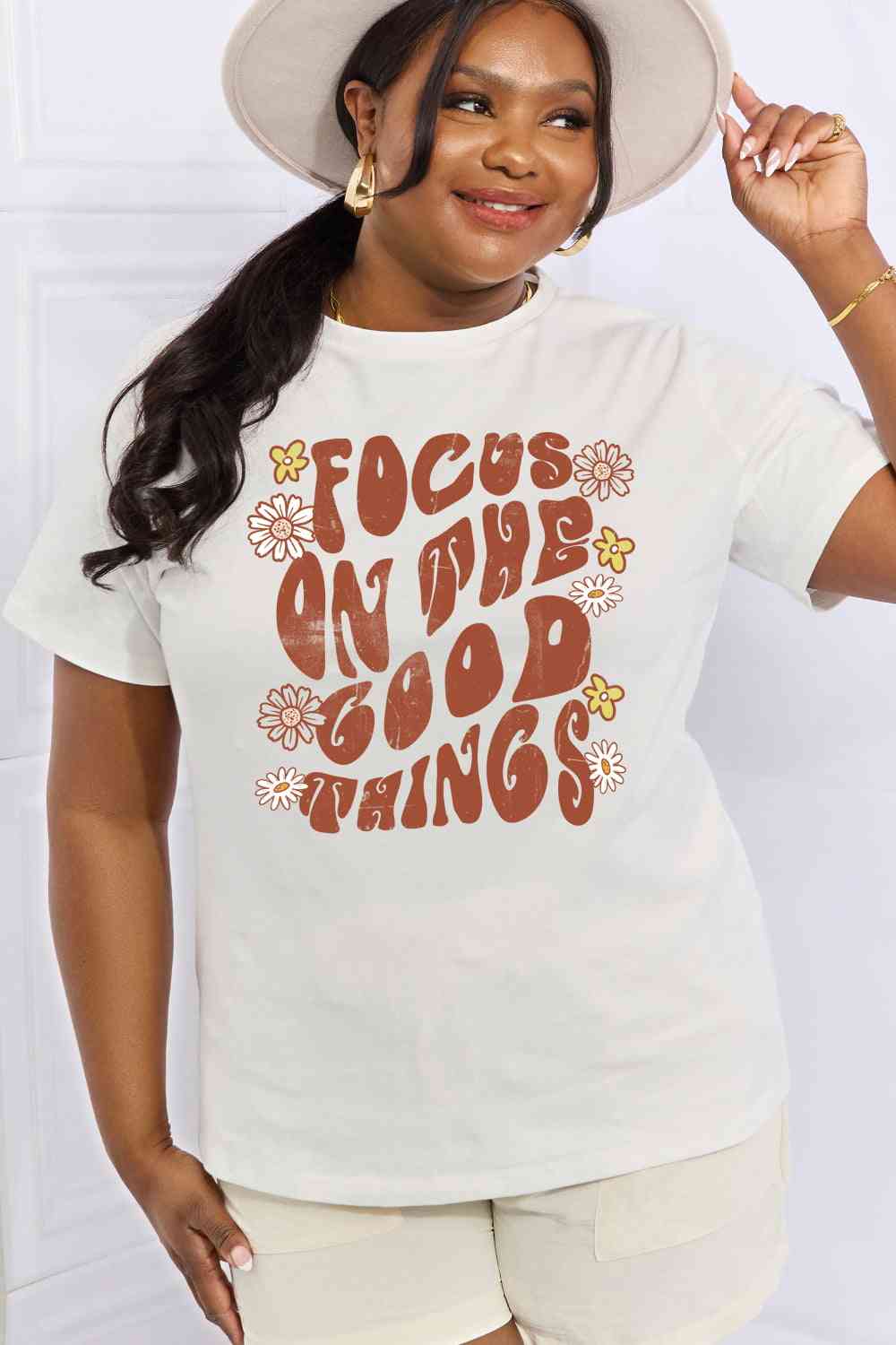 swvws Simply Love Full Size FOCUS ON THE GOOD THINGS Graphic Cotton Tee