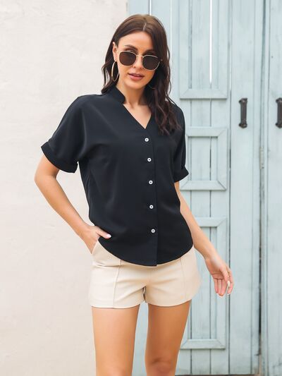 swvws Notched Button Up Short Sleeve Shirt