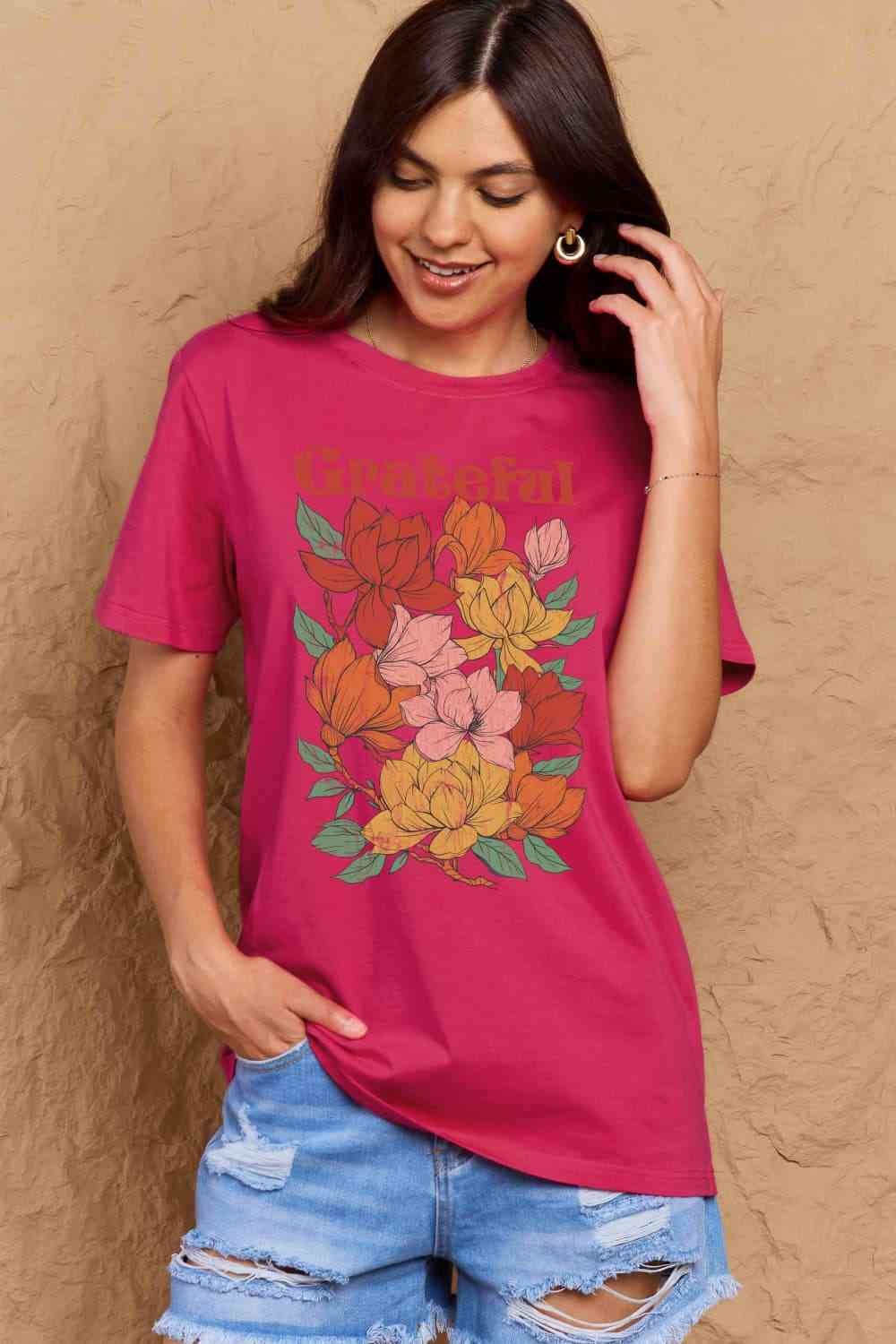 swvws Simply Love Full Size GRATEFUL Flower Graphic Cotton T-Shirt