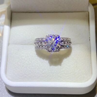 swvws 2 Carat Moissanite 925 Sterling Silver Ring