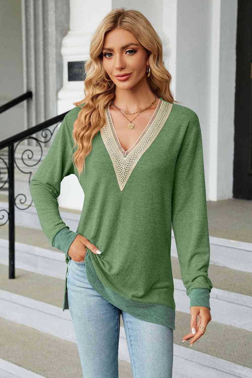 swvws V-Neck Long Sleeve T-Shirt