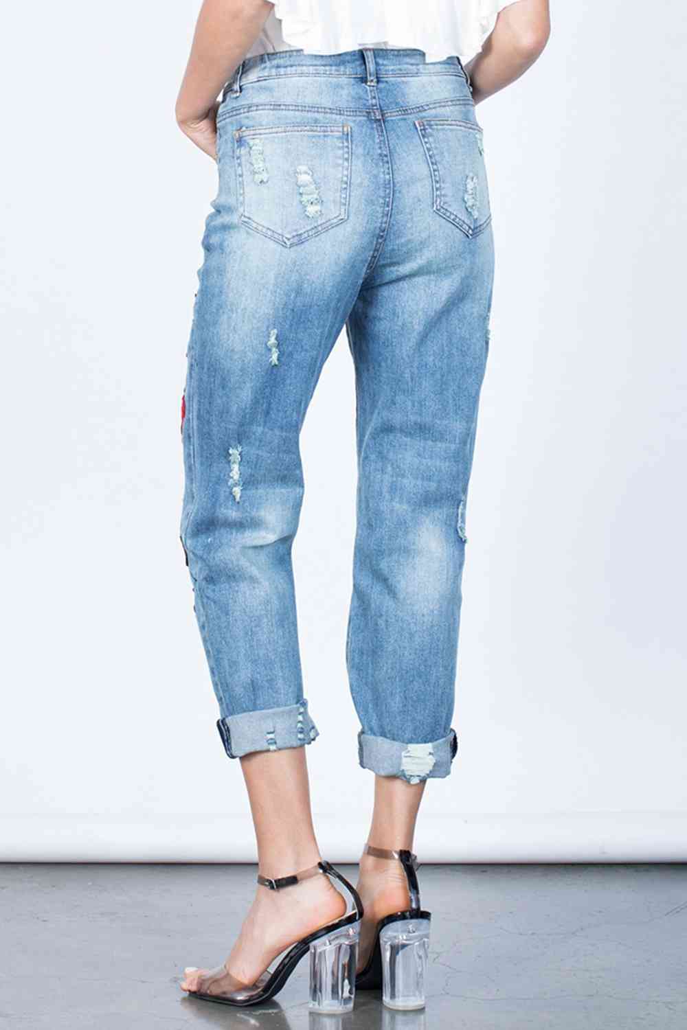 swvws Full Size Flower Embroidery Buttoned Jeans