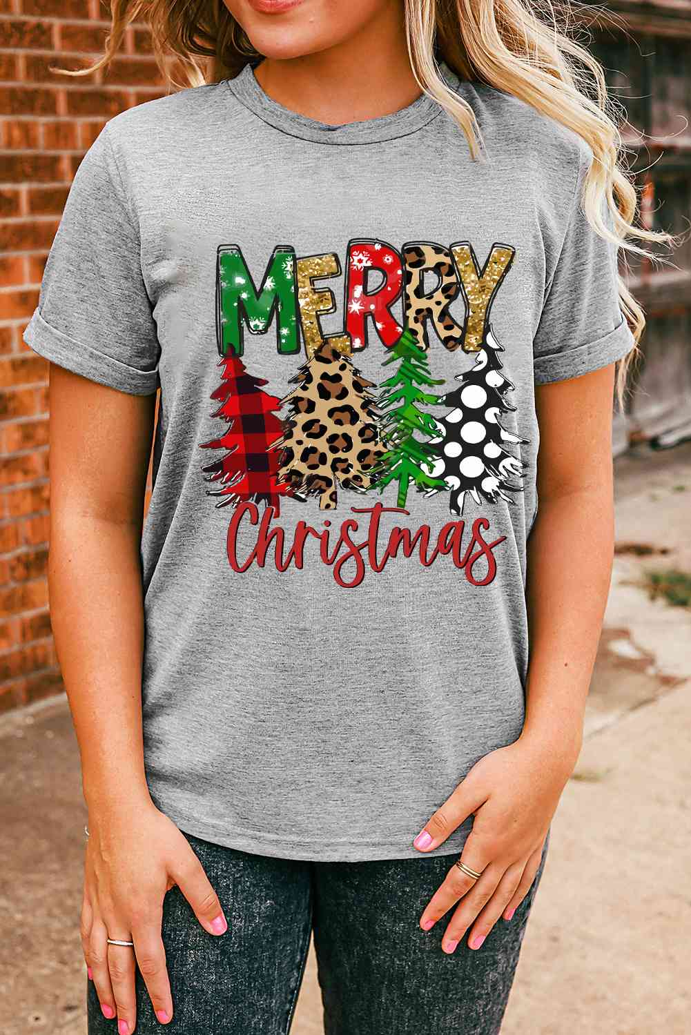 swvws MERRY CHRISTMAS Graphic T-Shirt