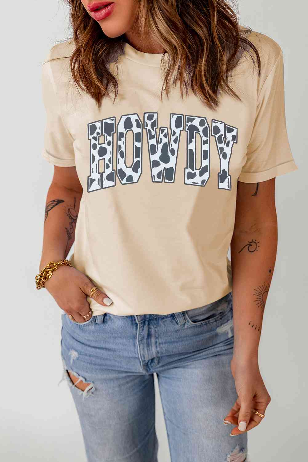 swvws Round Neck Short Sleeve HOWDY Graphic Tee