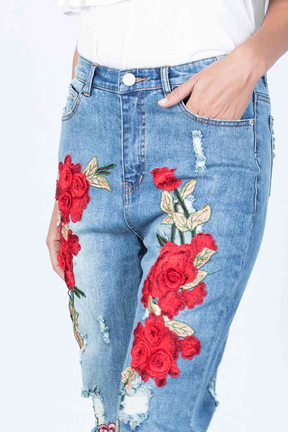 swvws Full Size Flower Embroidery Buttoned Jeans