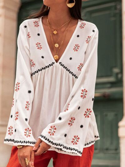 swvws Embroidered V-Neck Long Sleeve Blouse