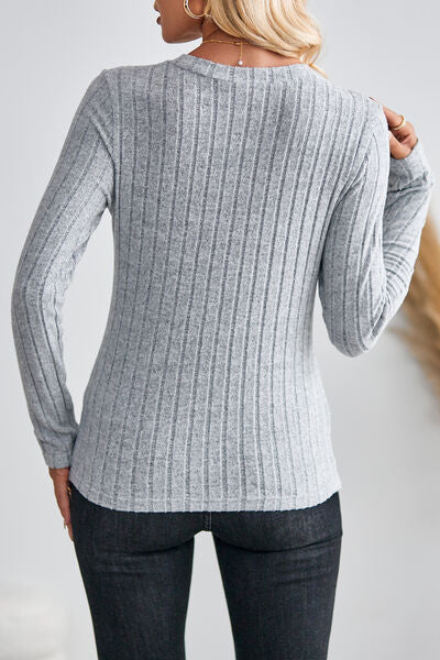 swvws V-Neck Long Sleeve T-Shirt