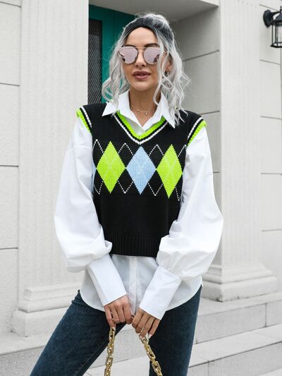 swvws Geometric V-Neck Sweater Vest