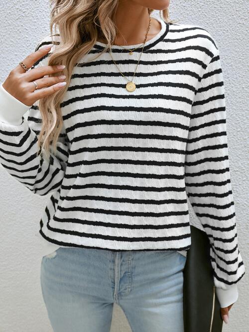 swvws Striped Round Neck Long Sleeve Top