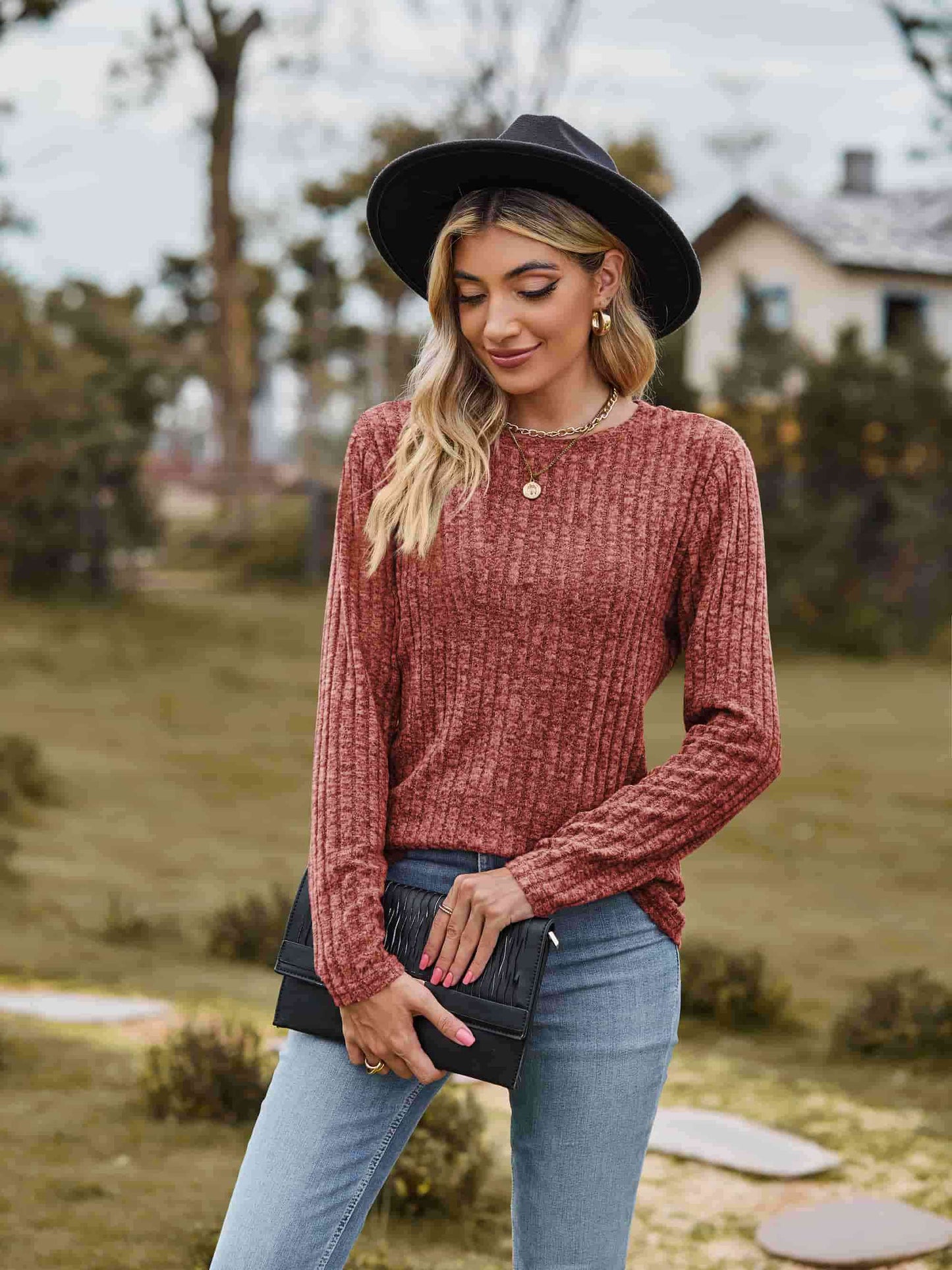 swvws Ribbed Round Neck Long Sleeve Tee