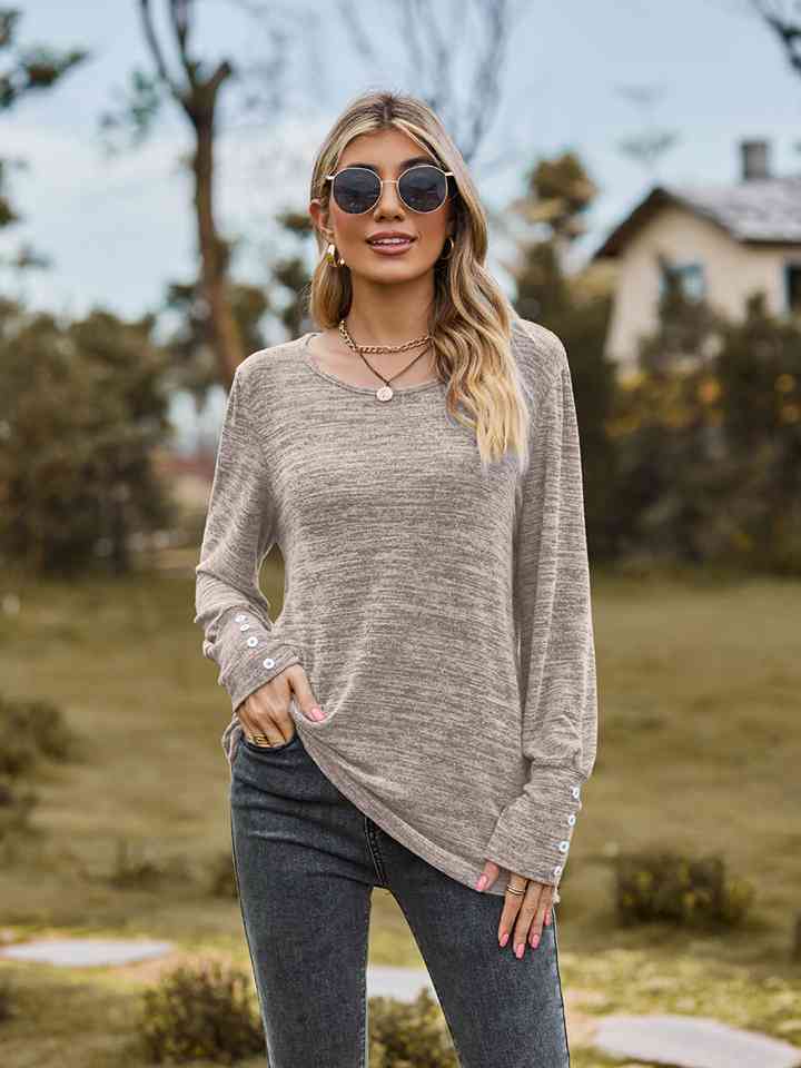 swvws Round Neck Long Sleeve Buttoned T-Shirt