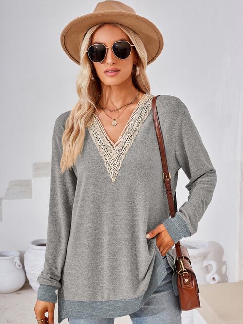 swvws Crochet Contrast V-Neck Long Sleeve Slit T-Shirt