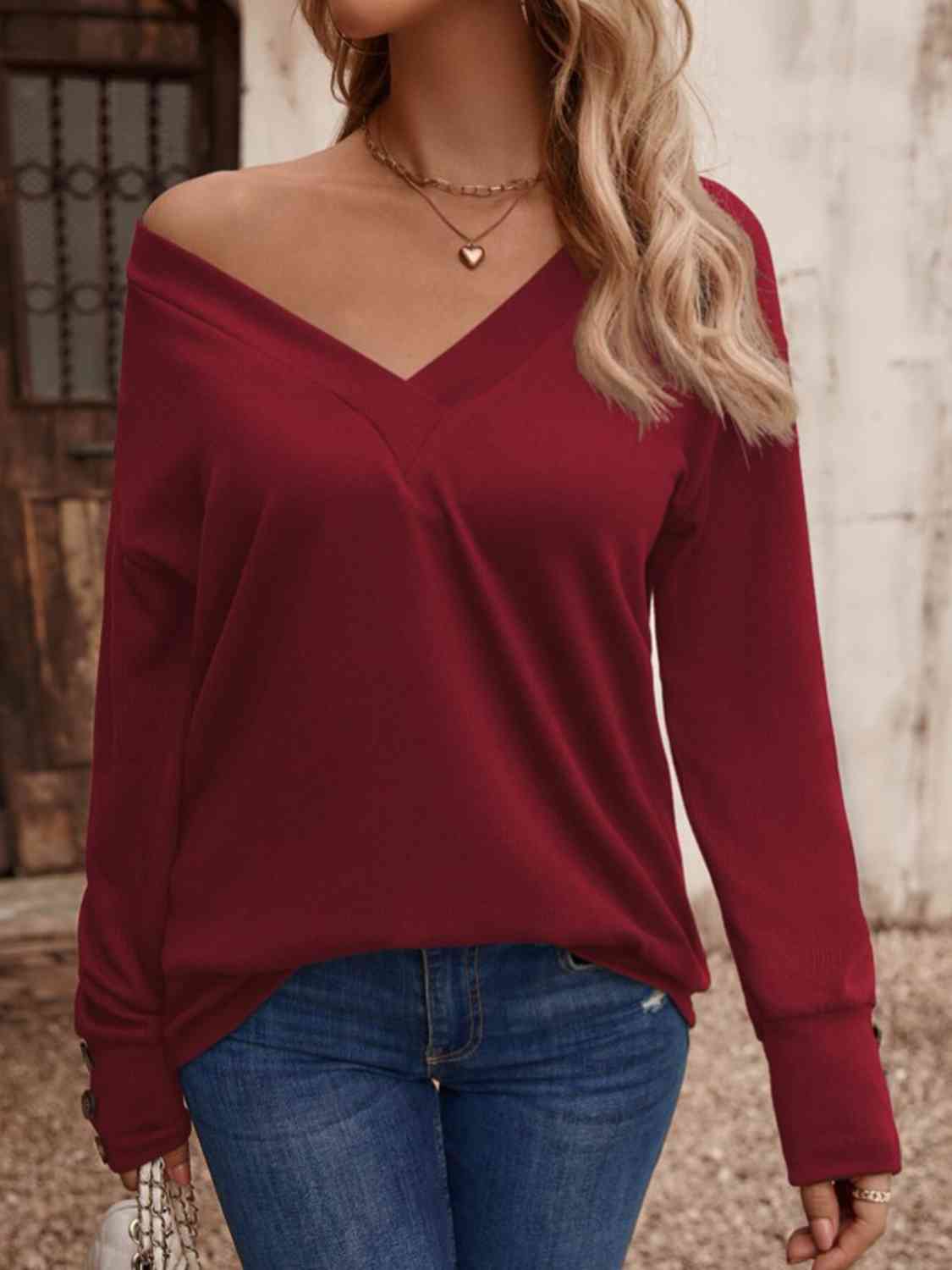 swvws V-Neck Long Sleeve Top