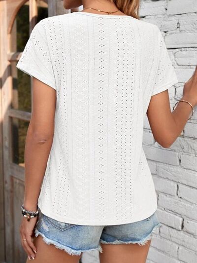 swvws Eyelet V-Neck Short Sleeve T-Shirt