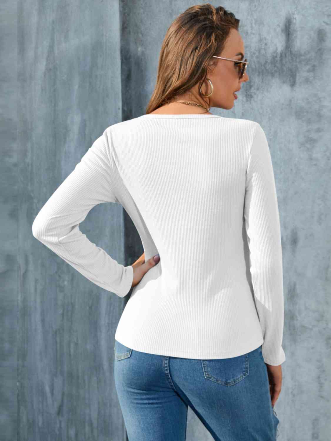 swvws Buttoned Round Neck Long Sleeve T-Shirt