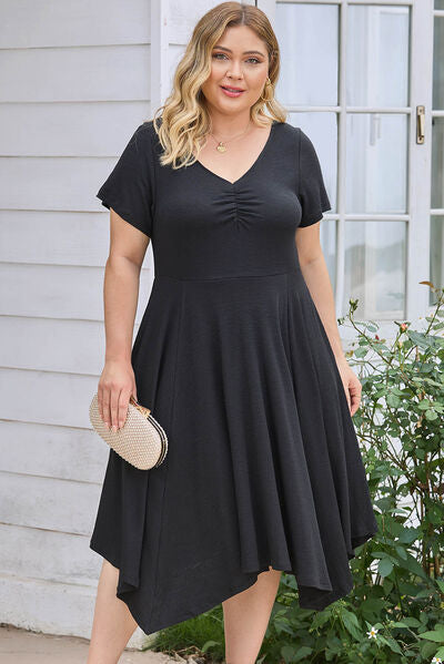 swvws Plus Size Ruched Crisscross V-Neck Short Sleeve Dress