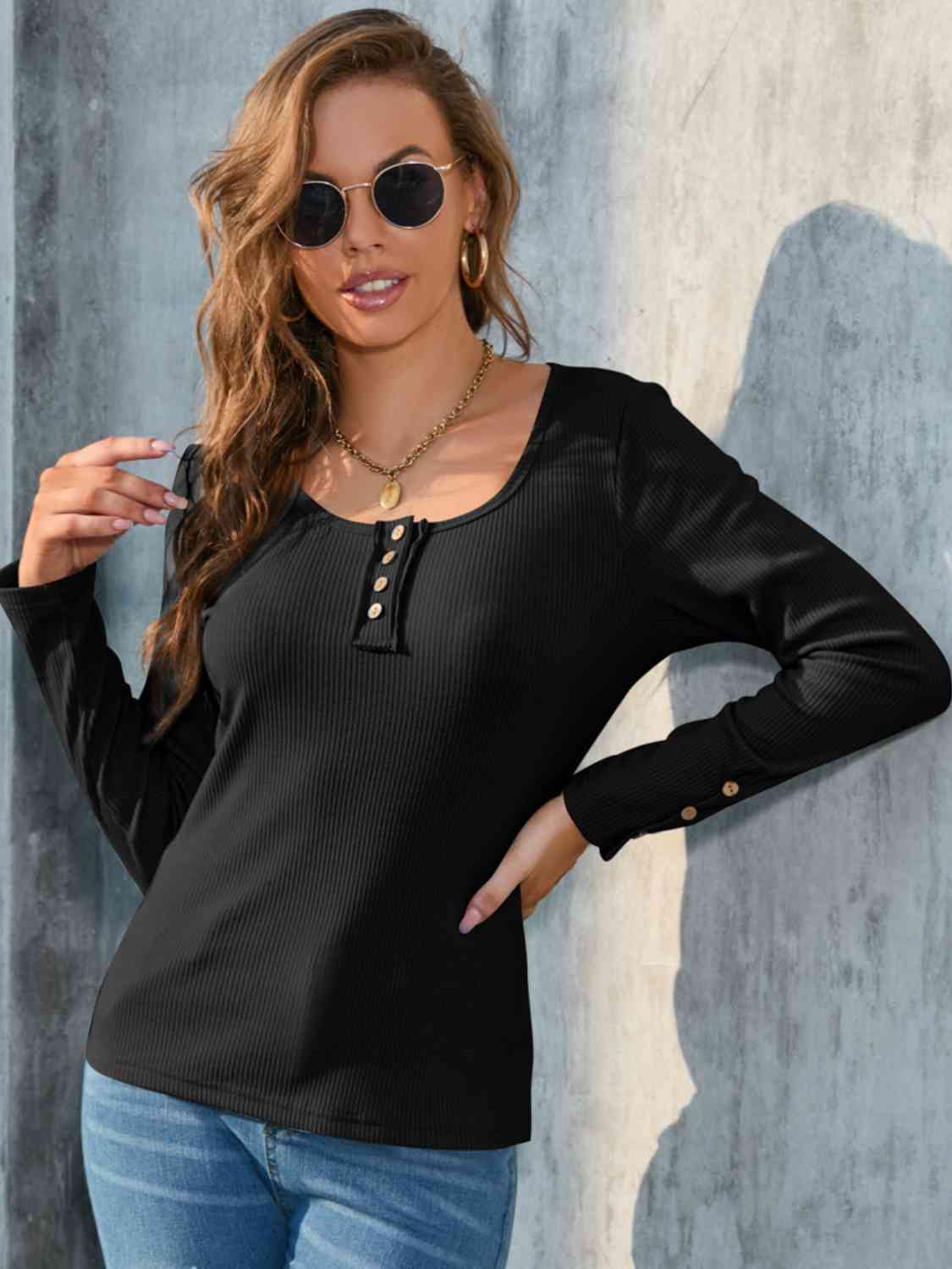 swvws Buttoned Round Neck Long Sleeve T-Shirt