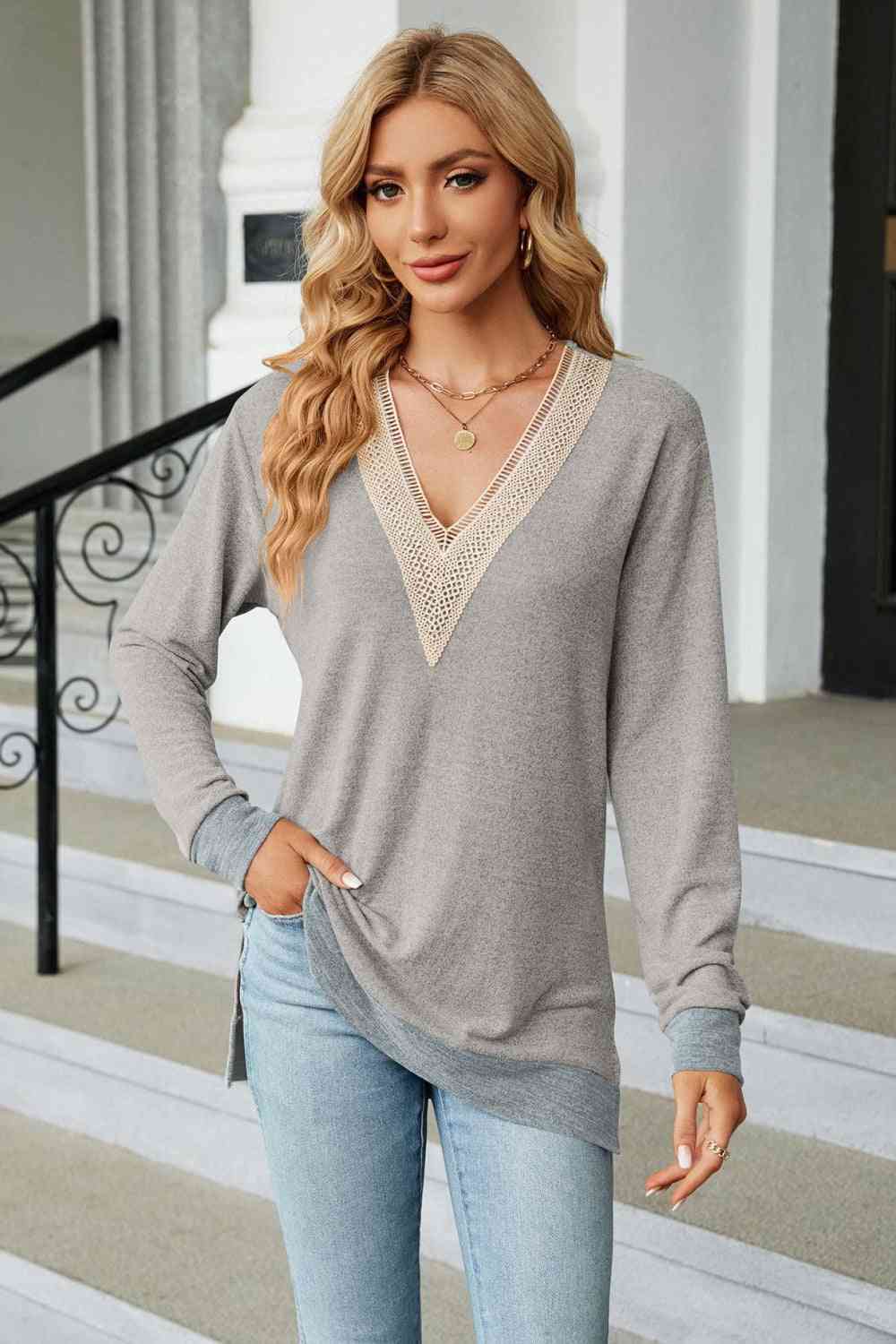 swvws V-Neck Long Sleeve T-Shirt