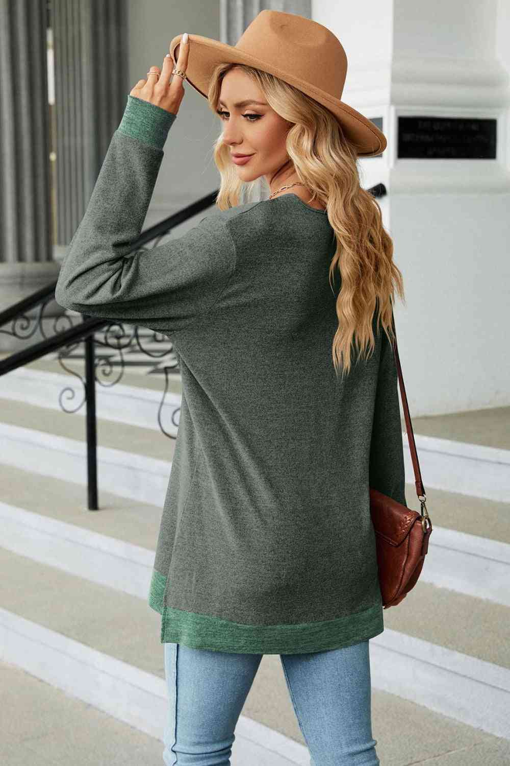 swvws V-Neck Long Sleeve T-Shirt