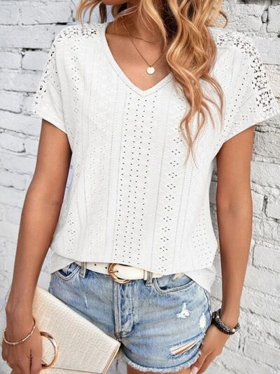 swvws Eyelet V-Neck Short Sleeve T-Shirt