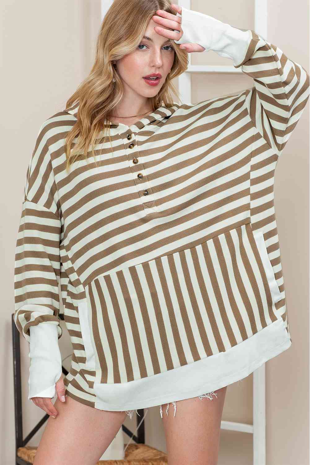 swvws Striped Dropped Shoulder Buttoned Hoodie