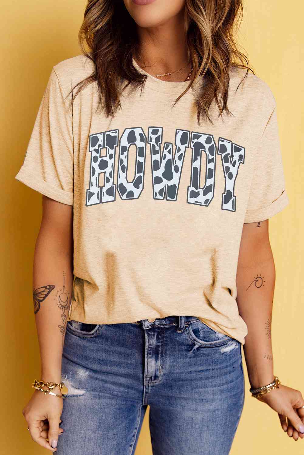 swvws Round Neck Short Sleeve HOWDY Graphic Tee