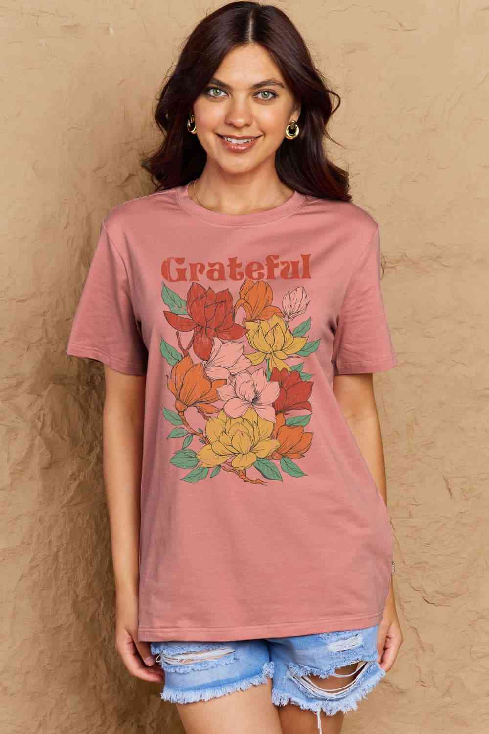 swvws Simply Love Full Size GRATEFUL Flower Graphic Cotton T-Shirt