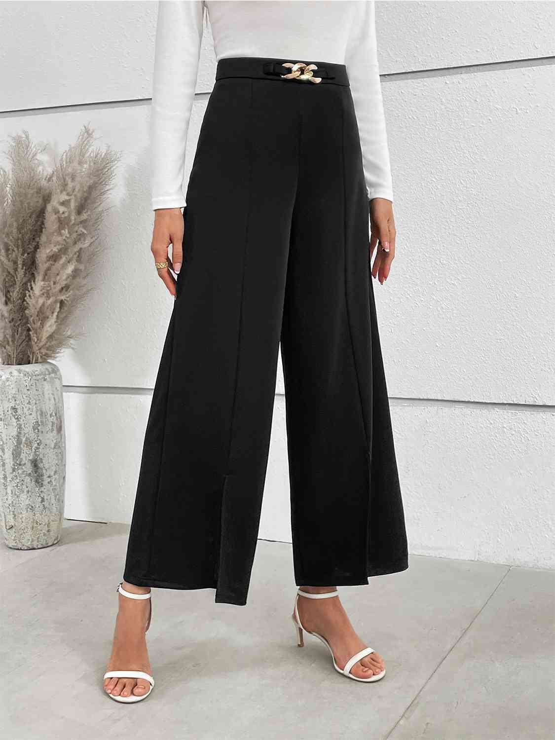 swvws Chain Detail Slit Straight Pants