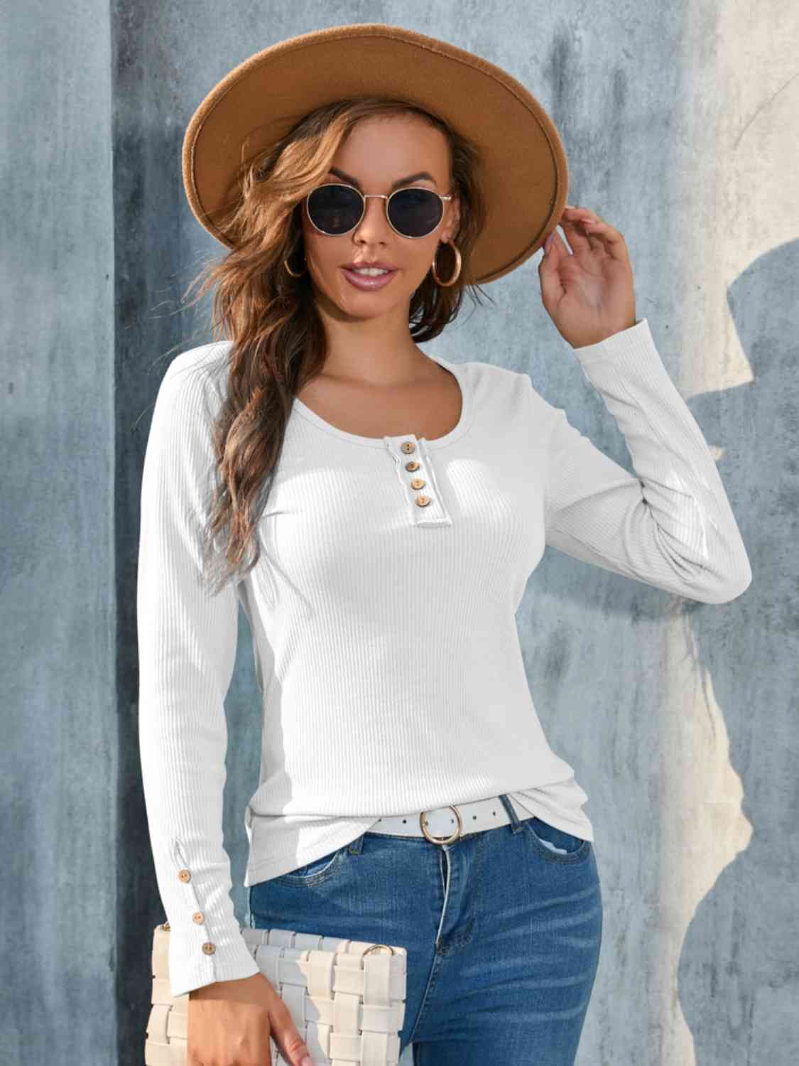 swvws Buttoned Round Neck Long Sleeve T-Shirt