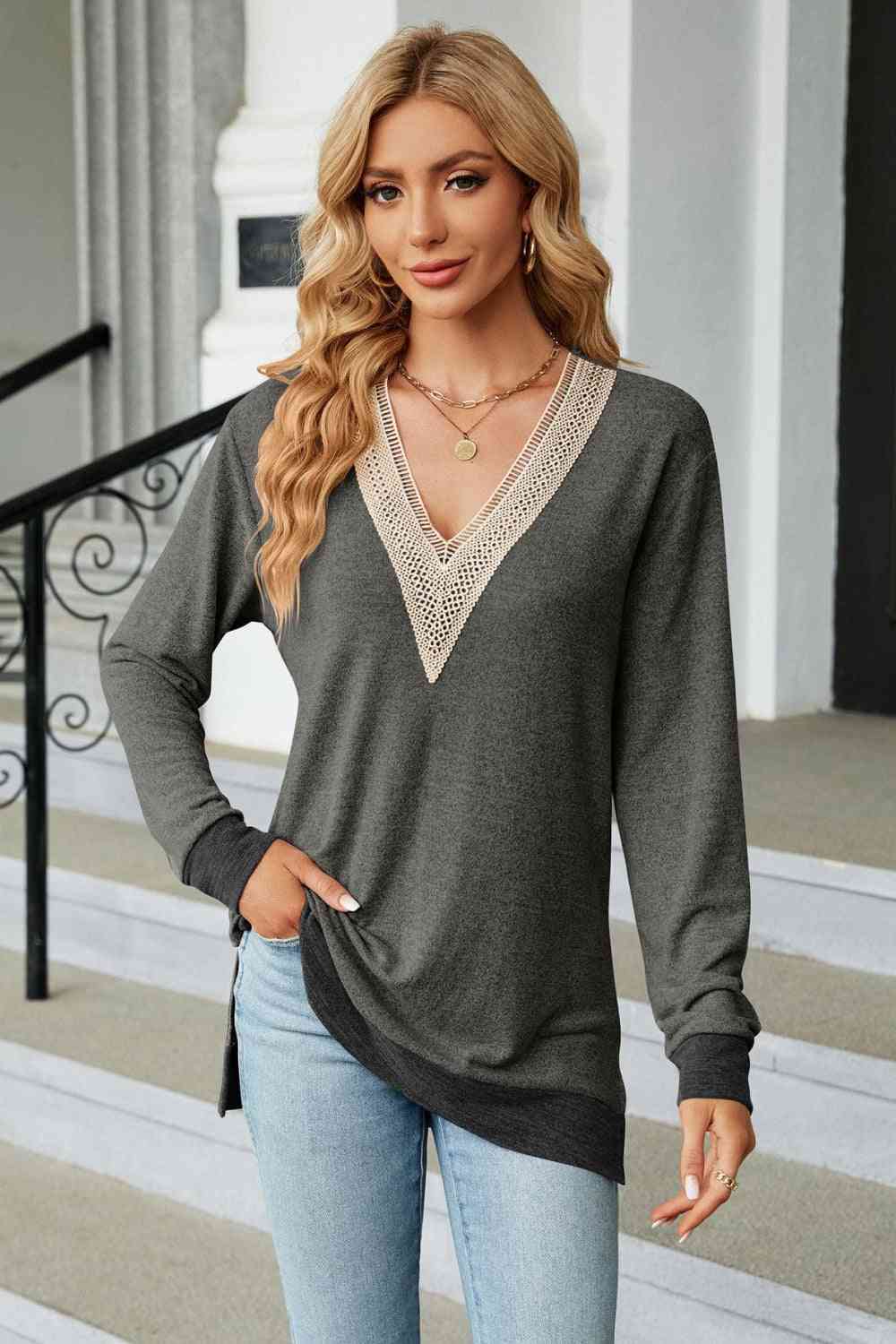 swvws V-Neck Long Sleeve T-Shirt