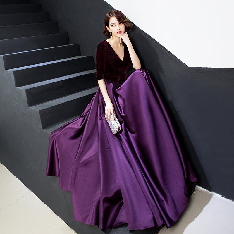 Tmallworld Elegant V-neckline Velvet Top Long Bridesmaid Dresses, A-line Short Sleeves Prom Dresses